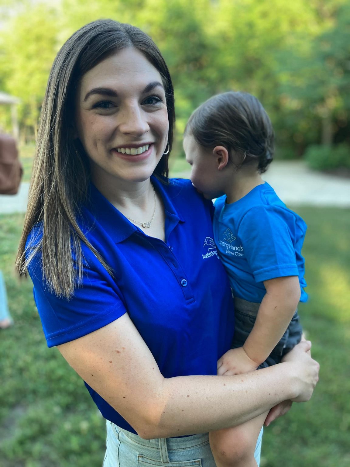 how-much-does-in-home-care-pay-in-missouri-assisting-hands-lee-s