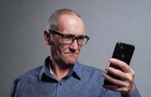 Helping a Parent with Diminishing Eyesight