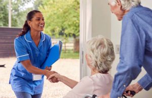 Compassionate Care: How Assisting Hands Home Care – Cave Creek Puts Clients First