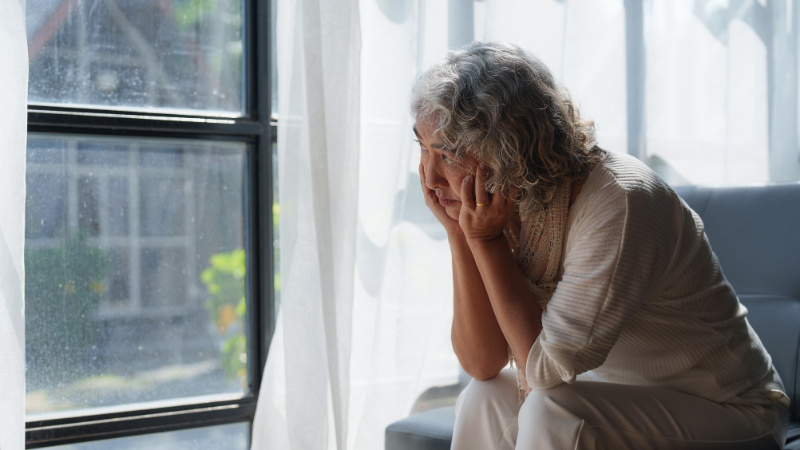 The Risks of Seniors Living Alone - Assisting Hands Home Care