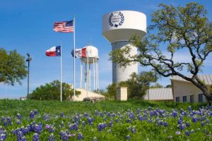 Home care Garden Ridge Texas caregiver helping senior family community