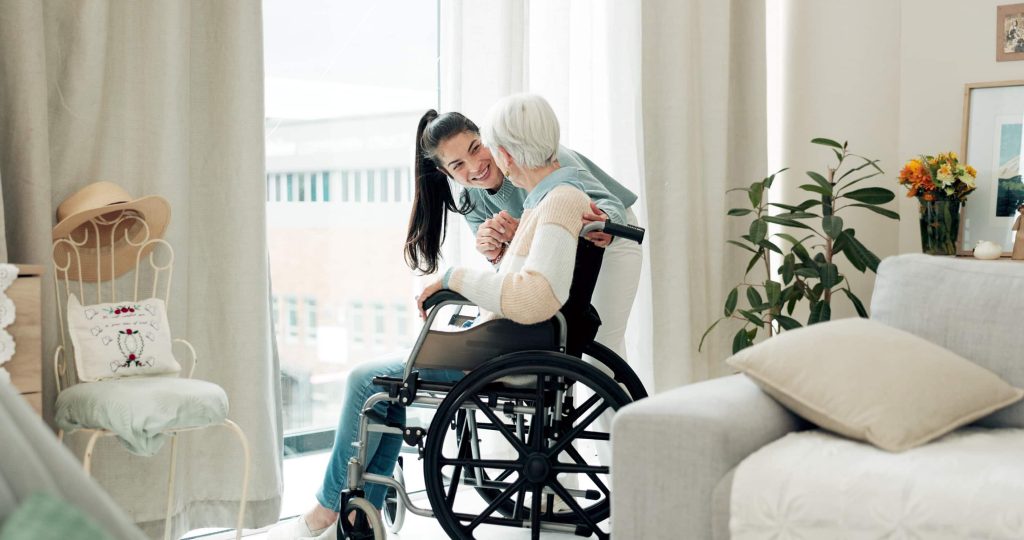 Hiring a Qualified Home Care Agency vs Hiring an Independent Caregiver