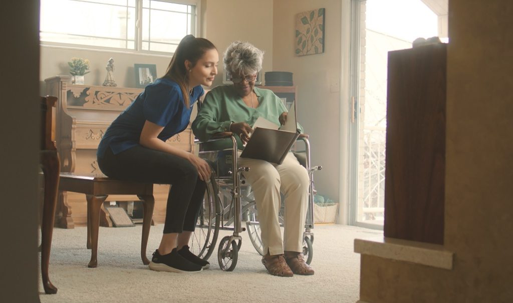 Senior In-Home Care in River Forest, IL - Assisting Hands Home Care