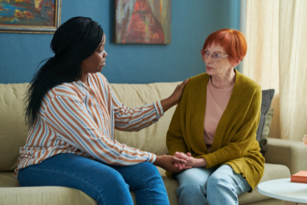 Benefits of Social Workers for Seniors and Their Families