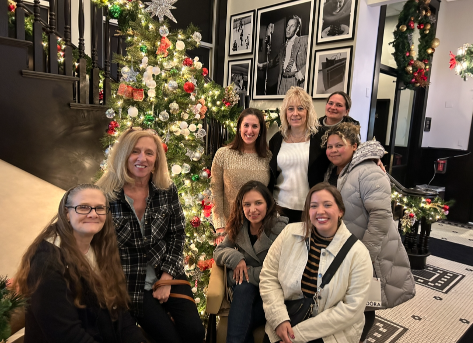 Assiting Hands Arlington Heights Caregivers Celebrate Thanksgiving Assiting Hands Arlington Heights Caregivers Celebrate Thanksgiving