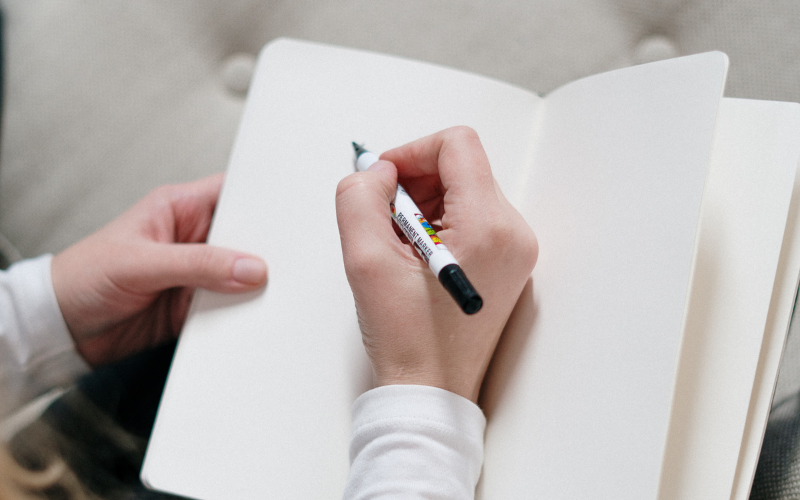 Why Dementia Caregivers Should Keep a Journal (1)