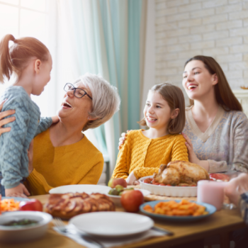 Tips to Help Seniors Eat Healthy During the Holidays