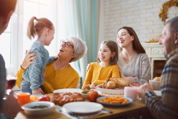 Tips to Help Seniors Eat Healthy During the Holidays