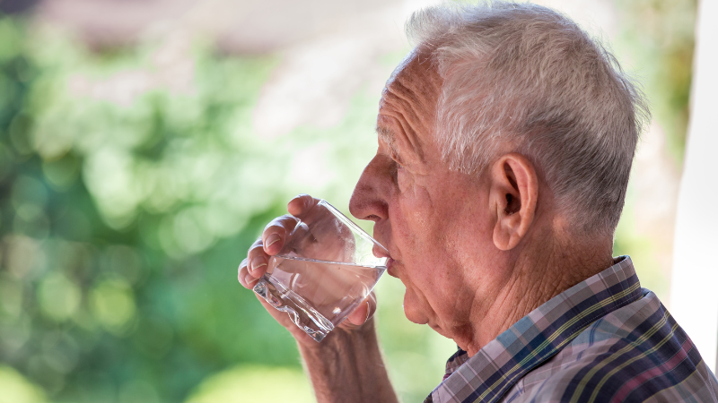 Recommended water intake for seniors - Assisting Hands Home care