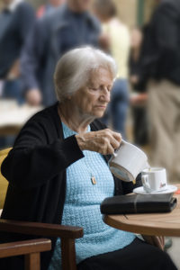 Personal Emergency Response System – Connect Seniors with a 24-Hour Response Team in Park Ridge, IL