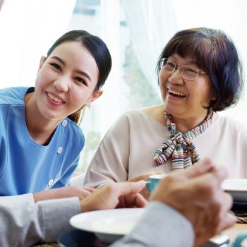 Assisting-Hands®-Centennial-GreenwoodVillage_DementiaCare