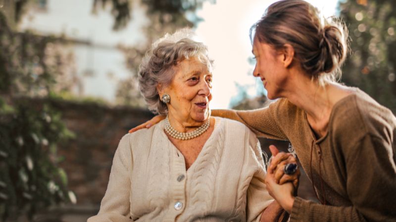 convincing-senior-parent-to-move-closer-helpful-tips